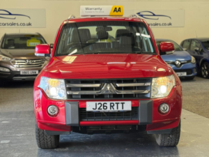 2010 Mitsubishi Shogun 3.2 Di-Dc Elegance in Red — image 3
