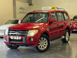 2010 Mitsubishi Shogun 3.2 Di-Dc Elegance in Red — image 4