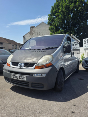 2003 Renault Trafic 1.9 Td Dci Sl27 4dr in Silver — image 3
