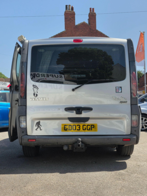 2003 Renault Trafic 1.9 Td Dci Sl27 4dr in Silver — image 5