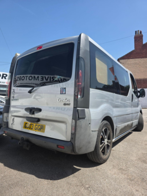 2003 Renault Trafic 1.9 Td Dci Sl27 4dr in Silver — image 6