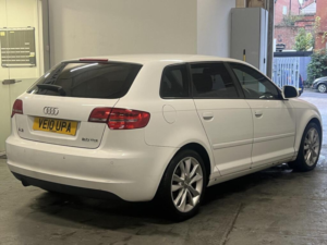 2010 Audi A3 2.0 Tdi Sport Sportback 5dr Diesel Manual Euro 5 (s/s) (140 Ps) in White — image 4