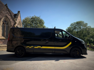 2016 Vauxhall Vivaro 1.6 Cdti 2900 Biturbo Ecoflex Sportive 6 Seater in Black — image 5