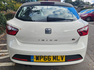 2016 SEAT Ibiza 1.2 Tsi Fr in White — image 6