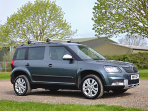 2015 Skoda Yeti 1.2 Tsi Se L Outdoor DSG Euro 6 (s/s) 5dr in Grey — image 2