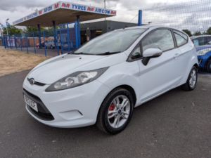 2012 Ford Fiesta 1.3 Edge in White — image 2