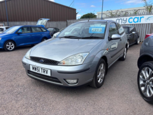 2002 Ford Focus 1.6i 16v Silver 3dr in Silver — image 4
