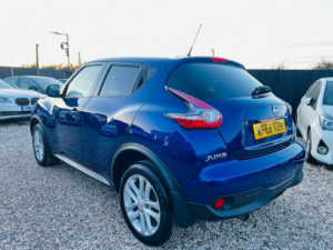 2016 Nissan Juke 1.2 Dig-T N-Connecta Euro 6 (s/s) 5dr in Blue — image 2