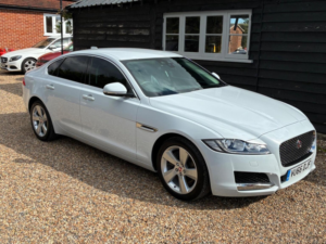 2016 Jaguar Xf 2.0d Portfolio Auto Euro 6 (s/s) 4dr in White — image 5