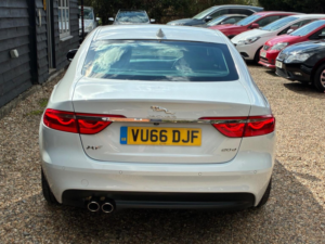 2016 Jaguar Xf 2.0d Portfolio Auto Euro 6 (s/s) 4dr in White — image 6
