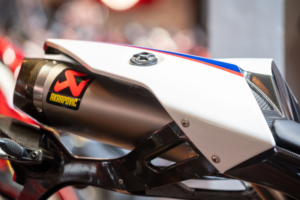 2008 BMW Hp2 Sport *full Akrapovic Exhaust System - Bst Carbon Wheels* in White — image 6