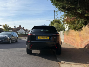 2022 Land Rover Range Rover Velar 2.0 D200 Mhev R-Dynamic S Auto 4WD Euro 6 (s/s) 5dr in Black — image 6
