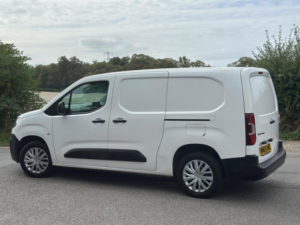 2020 Citroen Berlingo 1.5 Bluehdi 950 Enterprise Xl Lwb Euro 6 (s/s) 6dr in White — image 5