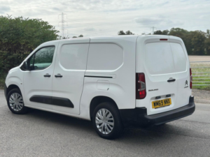 2020 Citroen Berlingo 1.5 Bluehdi 950 Enterprise Xl Lwb Euro 6 (s/s) 6dr in White — image 6