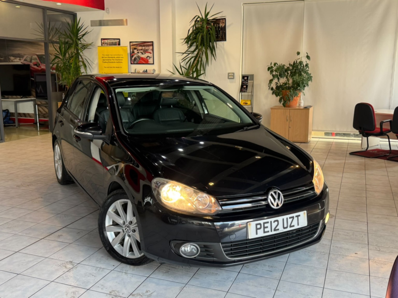 2012 Volkswagen Golf 2.0 Tdi Gt in Black — image 1