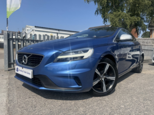 2017 Volvo V40