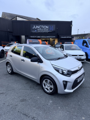 2017 Kia Picanto 1.0 1 in Silver — image 4