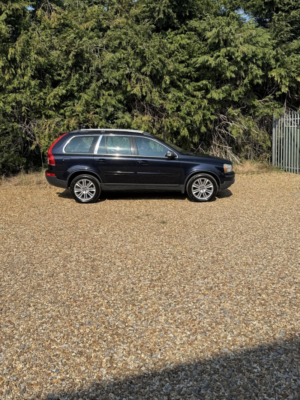 2011 Volvo Xc90 2.4 D5 Executive in Blue — image 3