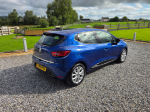 2017 Renault Clio 1.5 Dci Dynamique Nav Hatchback 5dr Diesel Manual Euro 6 (s/s) (90 Ps) in Blue — image 2