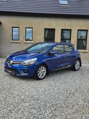 2017 Renault Clio 1.5 Dci Dynamique Nav Hatchback 5dr Diesel Manual Euro 6 (s/s) (90 Ps) in Blue — image 6