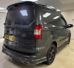 2020 Ford Transit Courier 1.0 Ecoboost Limited Panel Van 5dr Petrol Manual L1 Euro 6 (100 Ps) in Grey — image 4