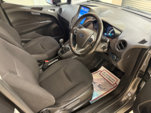 2020 Ford Transit Courier 1.0 Ecoboost Limited Panel Van 5dr Petrol Manual L1 Euro 6 (100 Ps) in Grey — image 5