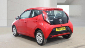 2019 Toyota Aygo 1.0 Vvt-I X-Play Euro 6 5dr in Red — image 3