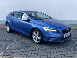 2017 Volvo V40 2.0 D4 R-Design Nav Pus 5-Door in Blue — image 3