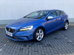 2017 Volvo V40 2.0 D4 R-Design Nav Pus 5-Door in Blue — image 4