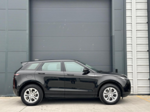 2019 Land Rover Range Rover Evoque 2.0 D180 S Auto 4WD Euro 6 (s/s) 5dr in Black — image 5