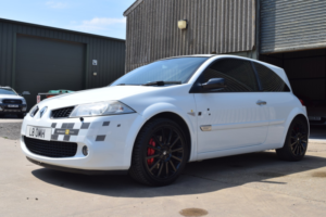 2008 Renault Megane 2.0 T Team F1 Team R26 in White — image 5