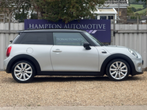 2018 MINI Hatch 1.5 Cooper Hatchback 3dr Petrol Steptronic Euro 6 (s/s) (136 Ps) in Silver — image 4