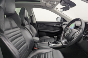 2023 MG MG Hs 1.5 T-Gdi Exclusive SUV 5dr Petrol Manual Euro 6 (s/s) (162 Ps) in Black — image 3