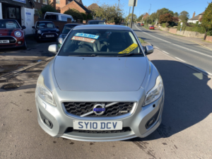 2010 Volvo C30 1.6 D Drive R-Design * 17” Alloys * Leather * Service History * £35 Road Tax * in Silver — image 3