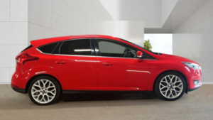 2015 Ford Focus 1.0t Ecoboost Titanium X Hatchback 5dr Petrol Manual Euro 6 (s/s) (125 Ps) in Red — image 3
