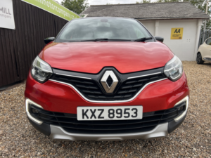 2017 Renault Captur 0.9 Dynamique S Nav Tce 90 in Red — image 2