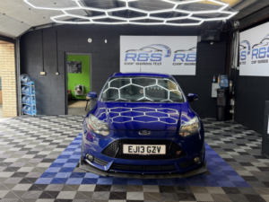2013 Ford Focus 2.0 T Ecoboost St-2 in Blue — image 2