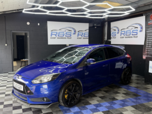 2013 Ford Focus 2.0 T Ecoboost St-2 in Blue — image 6