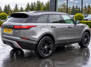 2018 Land Rover Range Rover Velar 2.0 D240 Hse Auto 4WD Euro 6 (s/s) 5dr in Grey — image 5