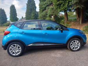 2015 Renault Captur 1.5 Dynamique Medianav Dci 90 Stop & Start in Blue — image 3