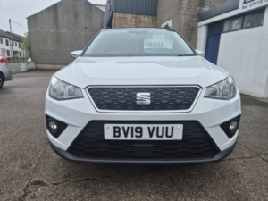 2019 SEAT Arona 1.6 Tdi Se Technology Lux in White — image 3