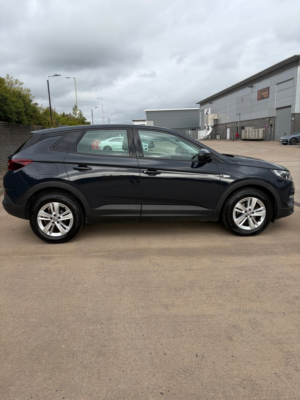 2018 Vauxhall Grandland X 1.2 Turbo Se SUV 5dr Petrol Manual Euro 6 (s/s) (130 Ps) in Grey — image 6