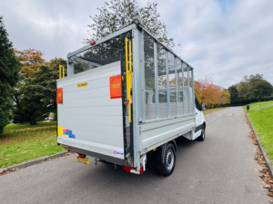 2023 Mercedes-Benz Sprinter 2.0 315 Cdi Progressive in White — image 6