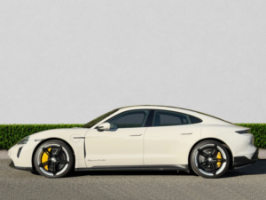 2021 Porsche Taycan Performance Plus 93.4kwh Turbo Saloon 4dr Electric Auto 4WD (11kw Charger) (680 Ps) in Grey — image 4