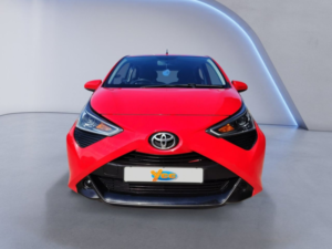 2018 Toyota Aygo 1.0 Vvt-I X-Play Hatchback 5dr Petrol Manual Euro 6 (71 Ps) in Red — image 2