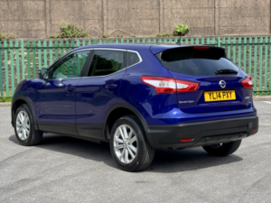 2014 Nissan Qashqai 1.5 Dci Acenta Premium in Blue — image 2