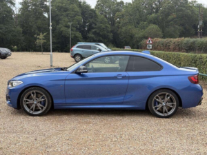2015 BMW 2 Series 3.0 M235i Coupe in Blue — image 6