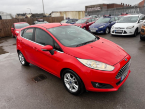 2014 Ford Fiesta 1.0t Ecoboost Zetec Euro 5 (s/s) 5dr in Red — image 2