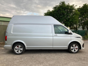 2020 Volkswagen Transporter 2.0 Tdi T32 Startline 4motion Lwb High Roof Euro 6 (s/s) 5dr in Silver — image 5