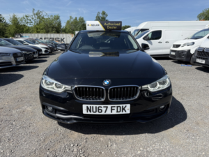 2017 BMW 3 Series 2.0 320d Se Saloon in Black — image 2